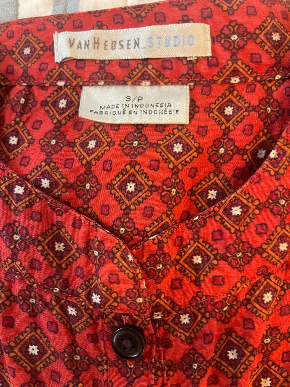 Van Heusen Red Patterned Button-Up Top - Picture 3 of 7